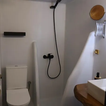 Sarizas Apartment Siviri