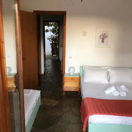 Sarizas Apartment Siviri