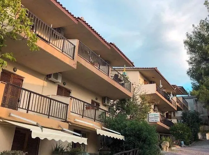 Sarizas Apartment Siviri